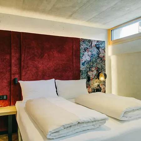 Altstadt Genusshotel Auracher Loechl Отель 3*