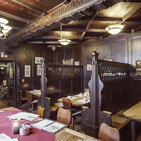 Altstadt Genusshotel Auracher Loechl 3*