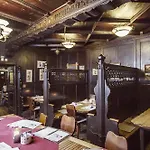 Altstadt Genusshotel Auracher Loechl 3*