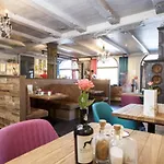 Hotel Altstadt Genusshotel Auracher Loechl 3*