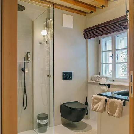 Altstadt Genusshotel Auracher Loechl 3*