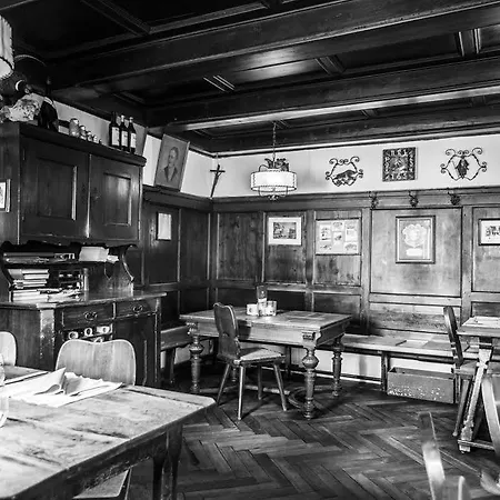 Altstadt Genusshotel Auracher Loechl