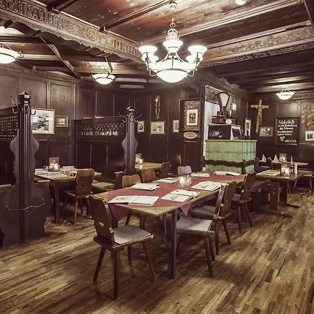 Hotel Altstadt Genusshotel Auracher Loechl