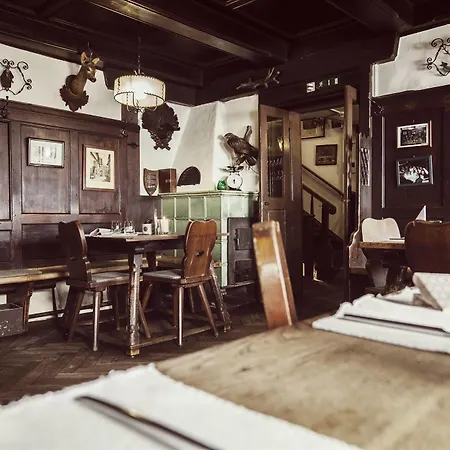 Altstadt Genusshotel Auracher Loechl 3* 库夫施泰因
